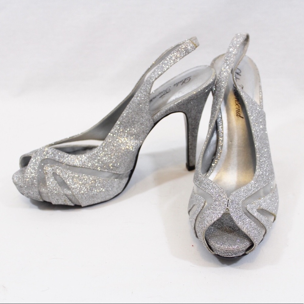 Sz 8 Silver Glitter Peep toe Slingback